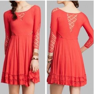Free People Women Large Red Fit & Flared Lace Eyelet Lined Dress 3/4 Sleeve   B2